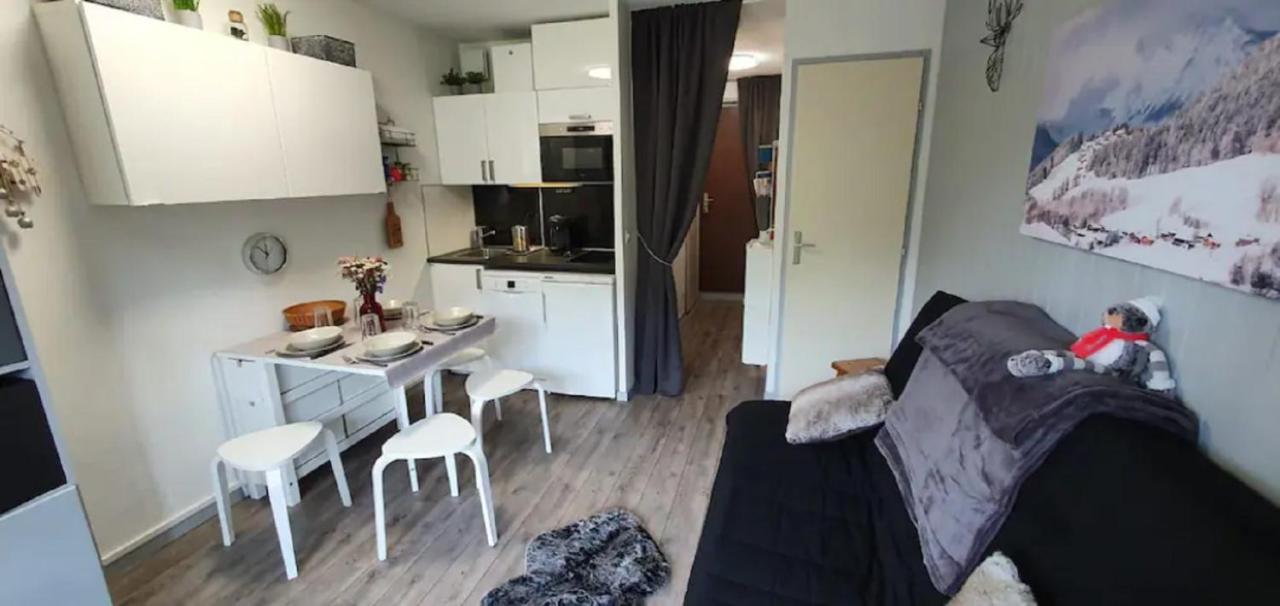 Studio 2 Alpes, Proche Lac Buissonniere, Menage Inclus, Balcon, Parking เลส์เดอซาลป์ ภายนอก รูปภาพ