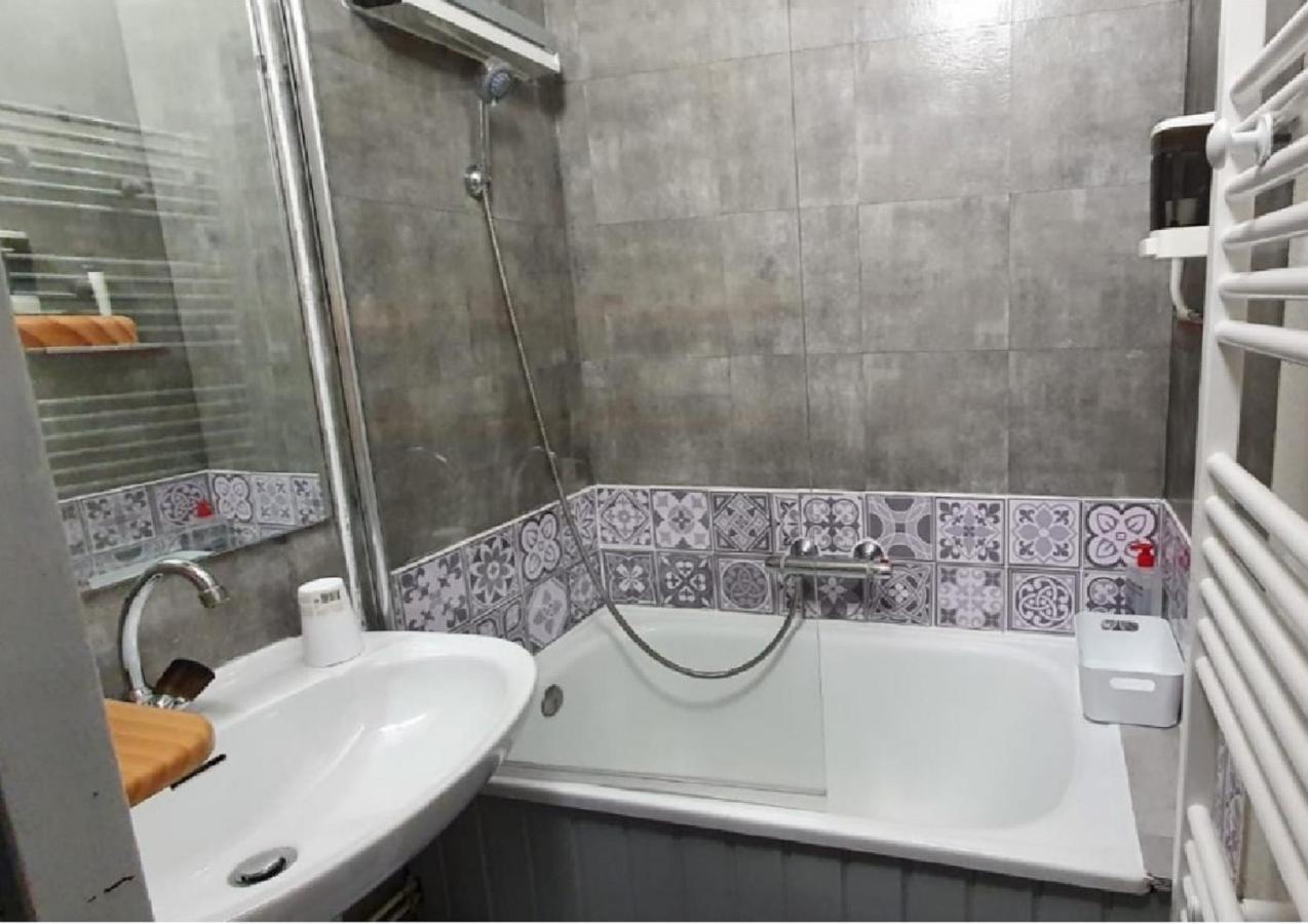 Studio 2 Alpes, Proche Lac Buissonniere, Menage Inclus, Balcon, Parking เลส์เดอซาลป์ ภายนอก รูปภาพ